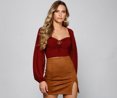 TableClothsUs Chic Appeal Long Sleeve Crop Top