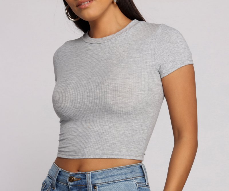 TableClothsUs Basic Is Better Crew Neck Crop Top