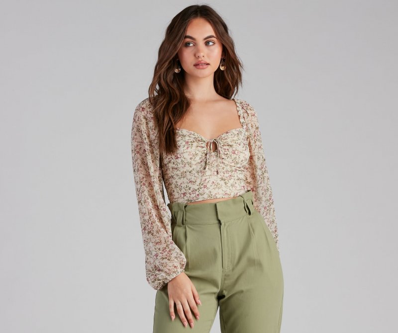 TableClothsUs Femme Floral Chiffon Sweetheart Top