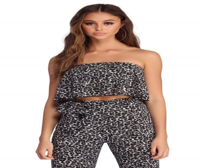 TableClothsUs Pounce Back Flowy Crop Top