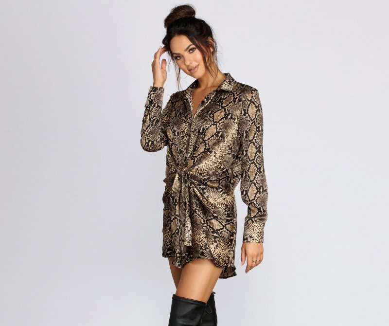 TableClothsUs Snake Print Tie Front Tunic