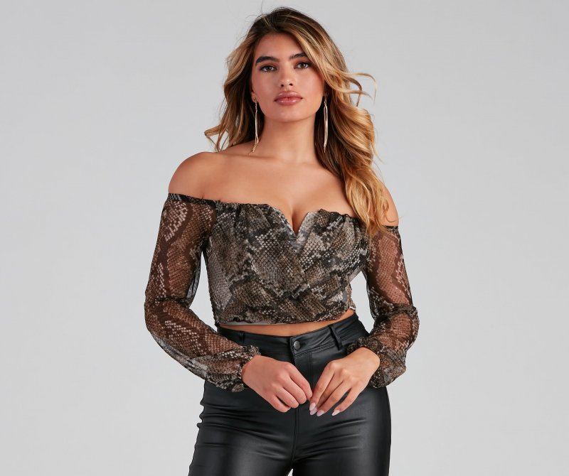 TableClothsUs Bring The Sass Cropped Blouse