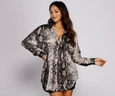 TableClothsUs Satin Stunner Snake Print Tunic