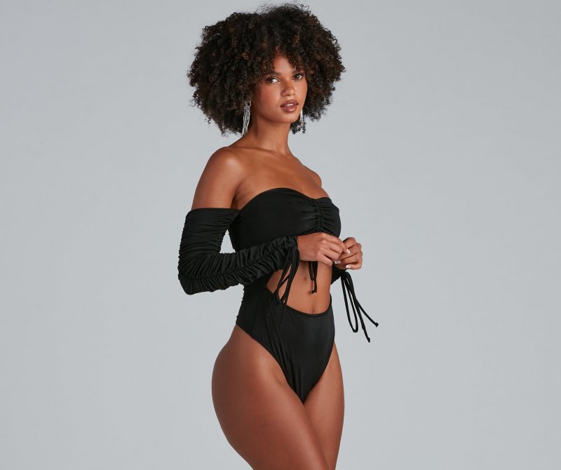 TableClothsUs Pucker Up Venetia Ruched Bodysuit