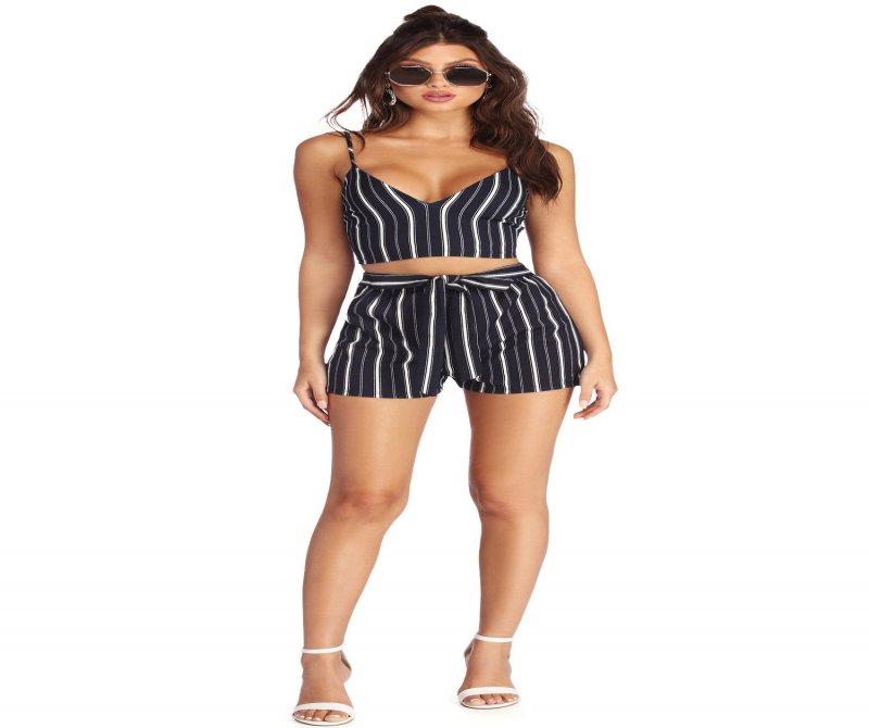 TableClothsUs Stand Out In Stripes Crop Top